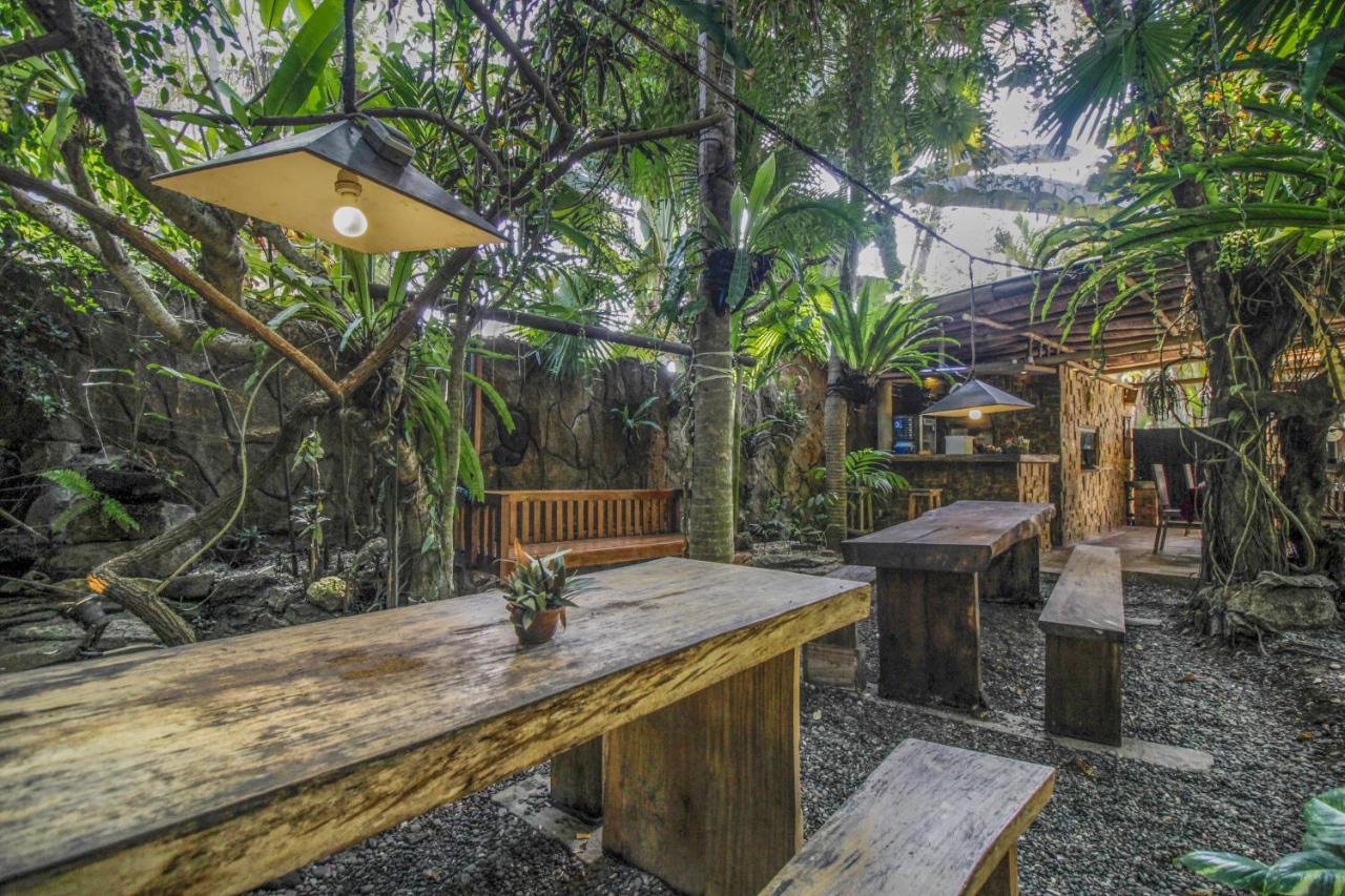 The Galuh Pekutatan Hotel Pulukan Exterior photo